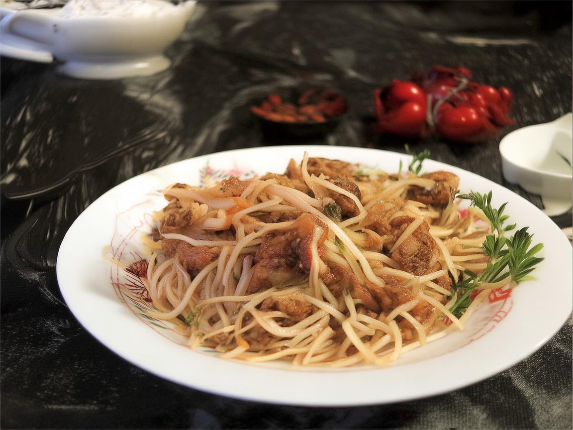 绿茶之韵，灯光下的别样风情